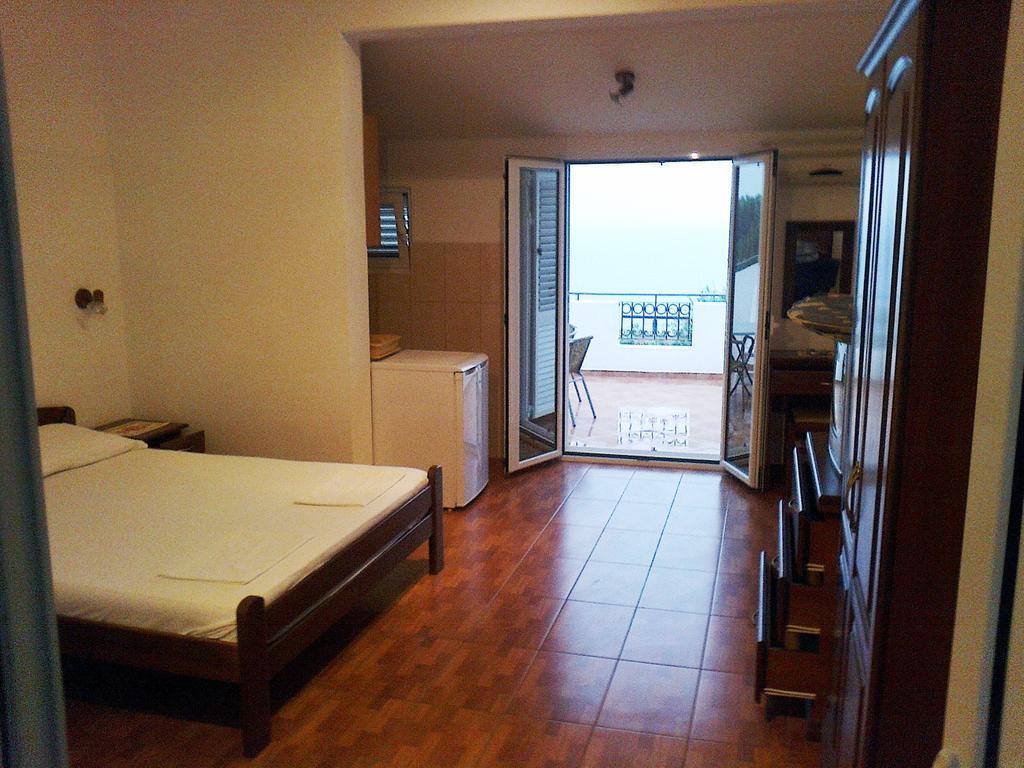 Oaza Guest House Sveti Stefan Habitación foto