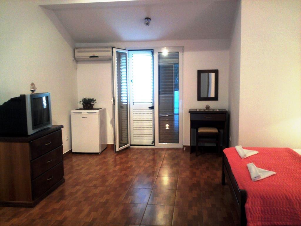 Oaza Guest House Sveti Stefan Habitación foto